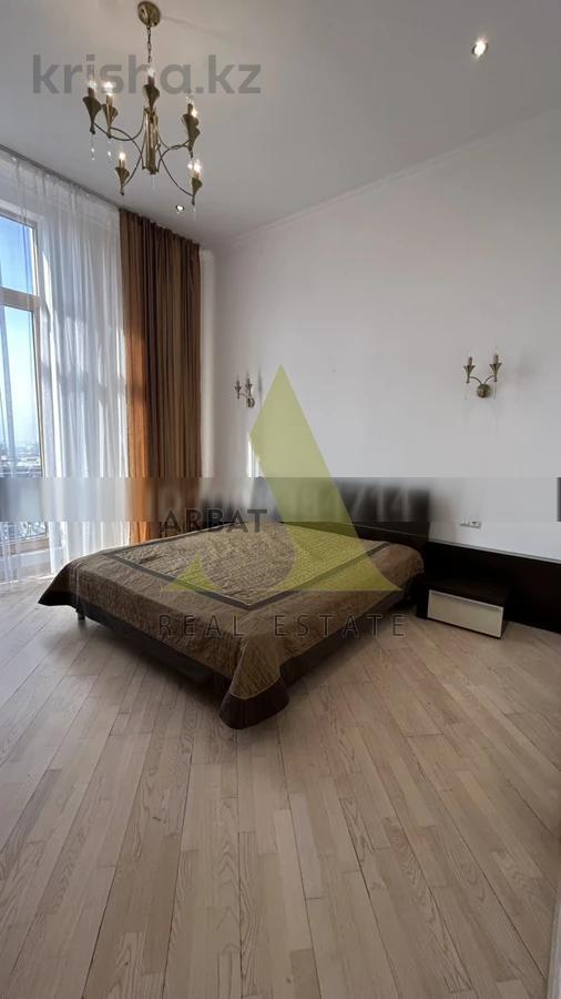 Фото Квартира, 4 комн, 165 м², 7/7 эт.