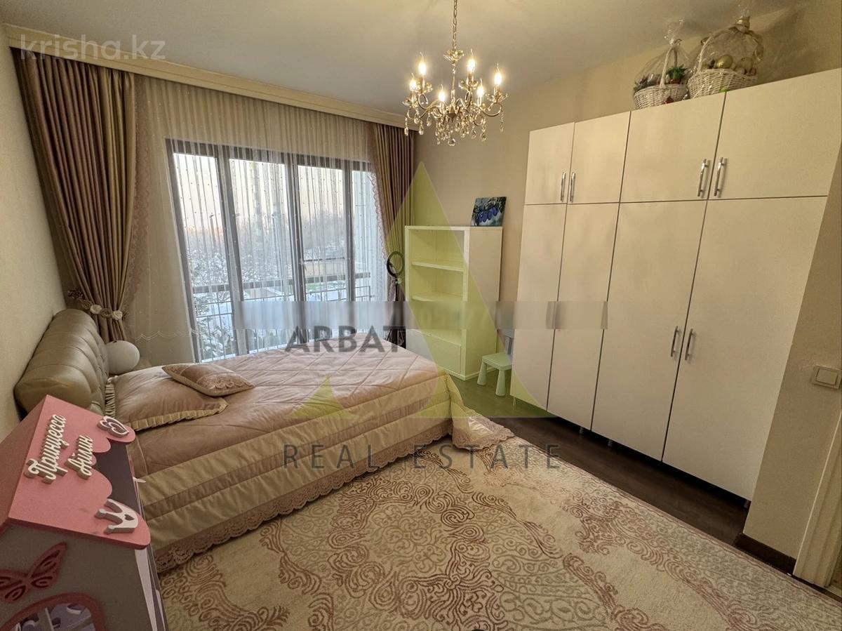 Фото Квартира, 5 комн, 220 м², 2 эт., 2007 г.п.