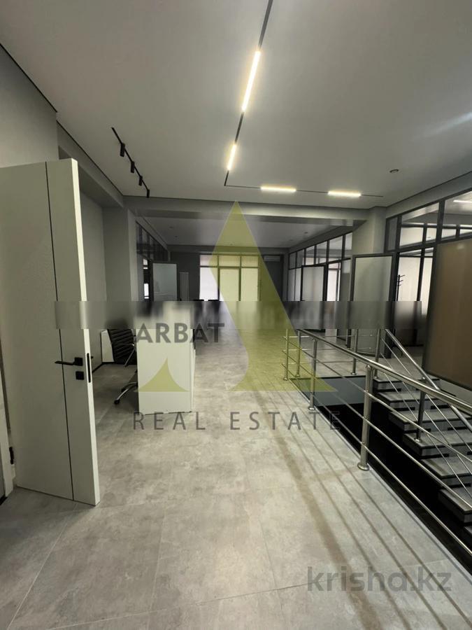 Фото Квартира, 6 комн, 440 м², 1/3 эт., 2022 г.п.