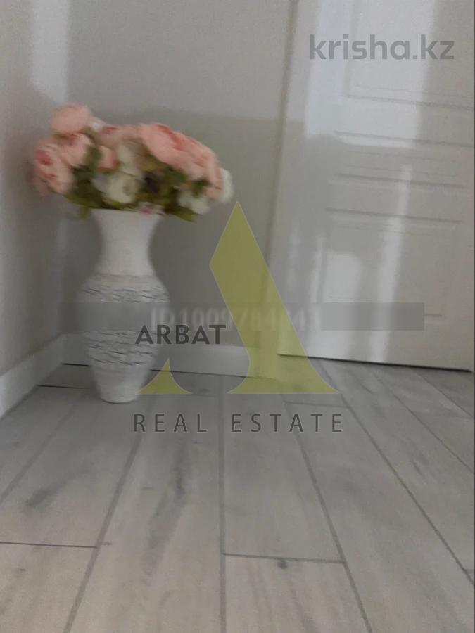 Фото Отдельный дом, 7 комн, 300м²