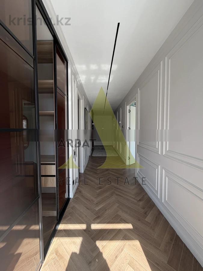 Фото Квартира, 6 комн, 380 м², 1/3 эт.