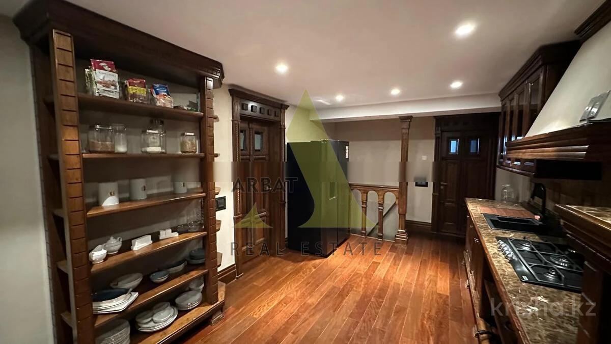 Фото Отдельный дом, 5 комн, 700м²