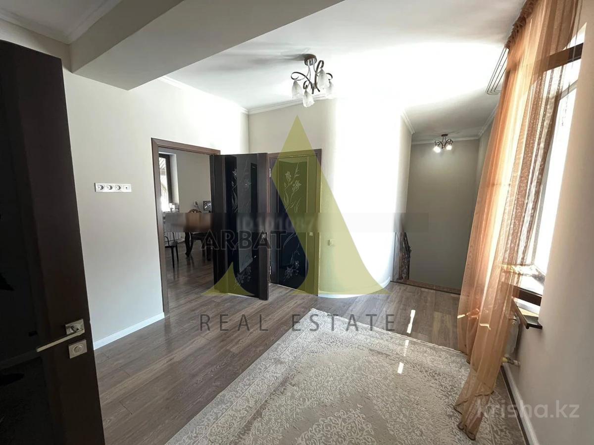 Фото Отдельный дом, 4 комн, 270м²