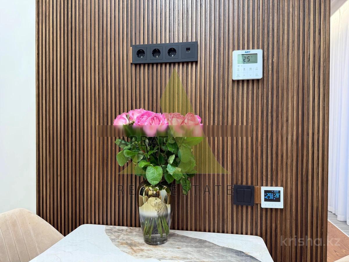 Фото Квартира, 3 комн, 165 м², 1/3 эт., 2019 г.п.