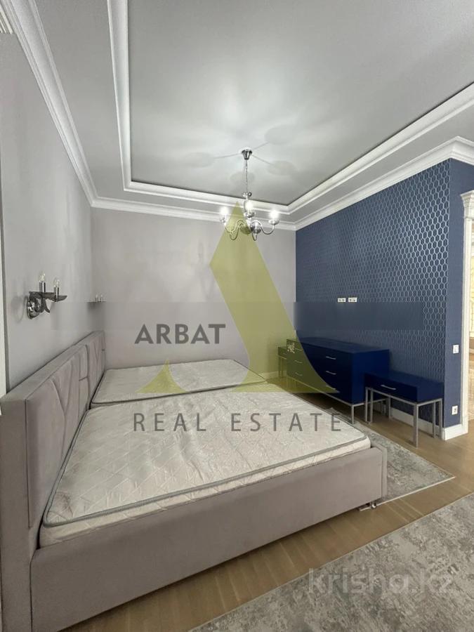 Фото Квартира, 7 комн, 440 м², 7/7 эт., 2016 г.п.