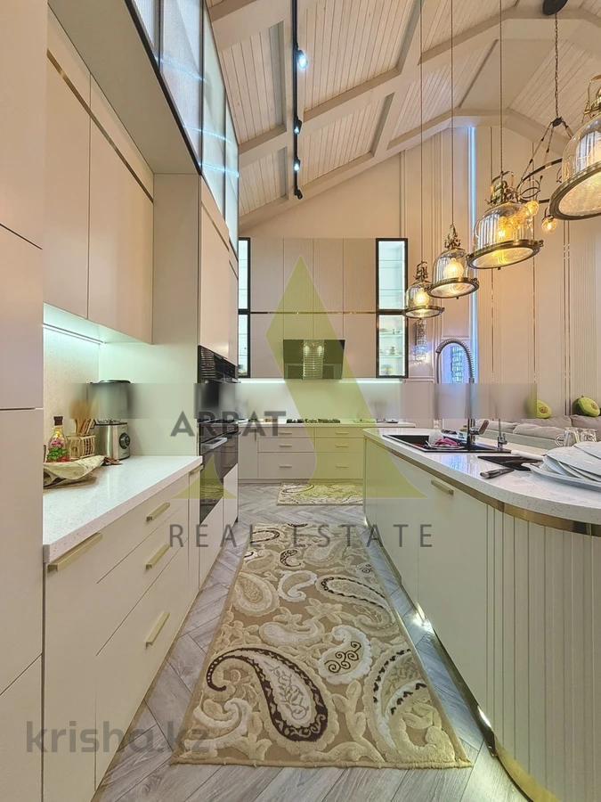 Фото Отдельный дом, 6 комн, 650м²