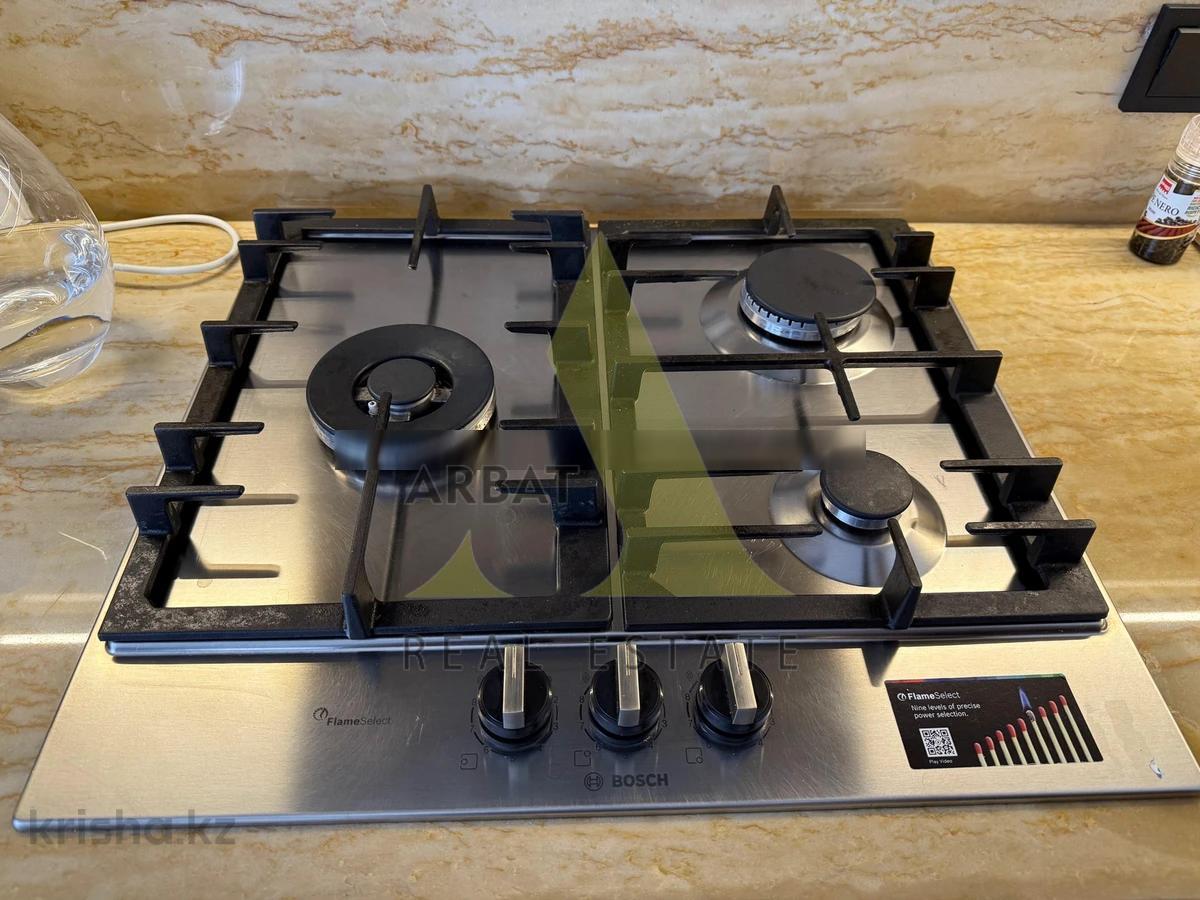 Фото Квартира, 3 комн, 165 м², 1/3 эт., 2019 г.п.