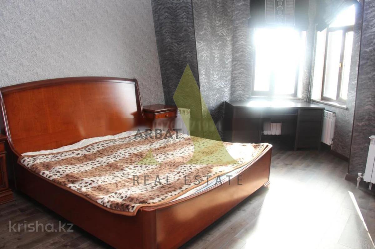 Фото Квартира, 11 комн, 420 м², 3/4 эт., 2011 г.п.