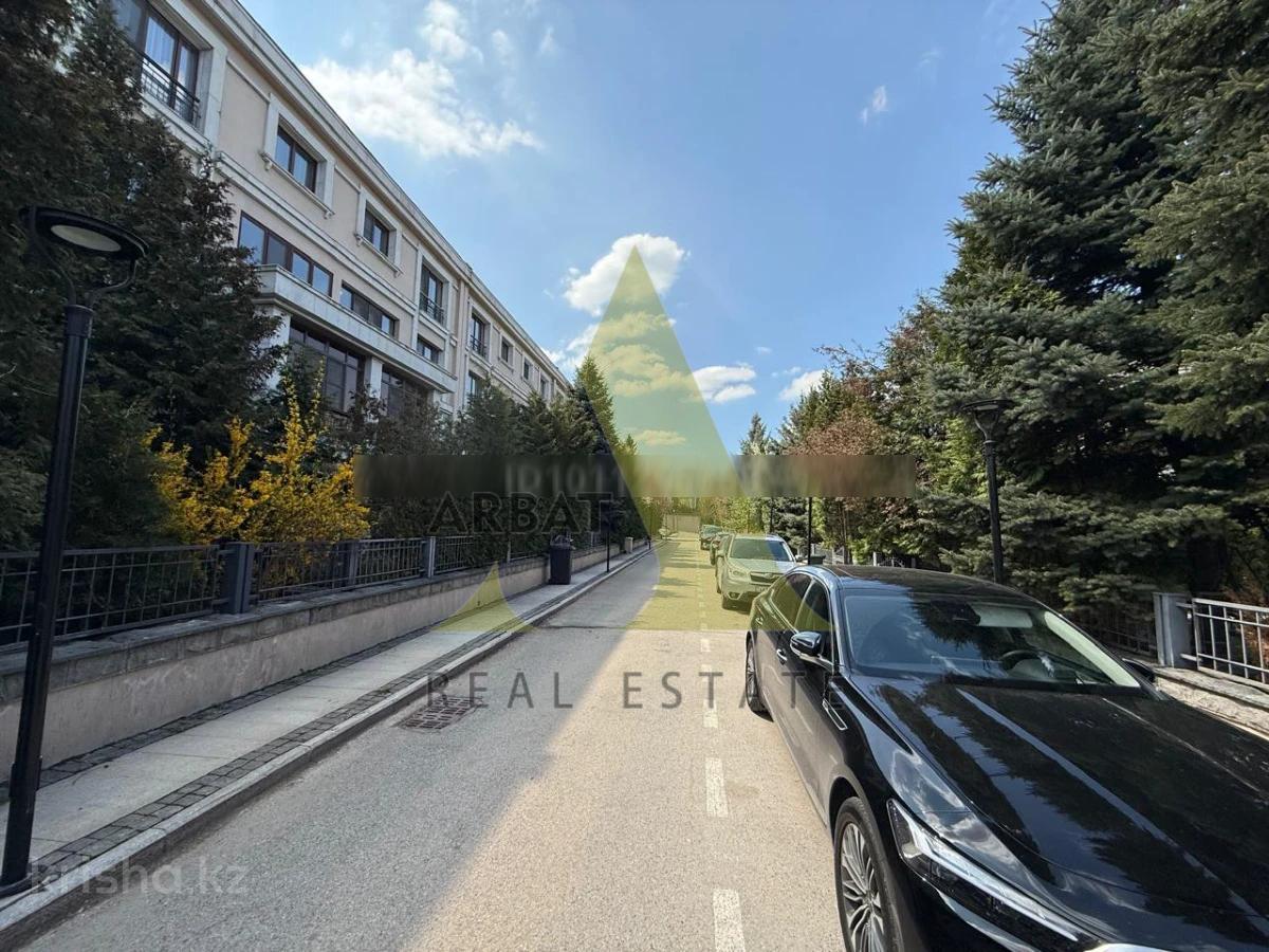 Фото Квартира, 5 комн, 270 м², 1/3 эт., 2007 г.п.