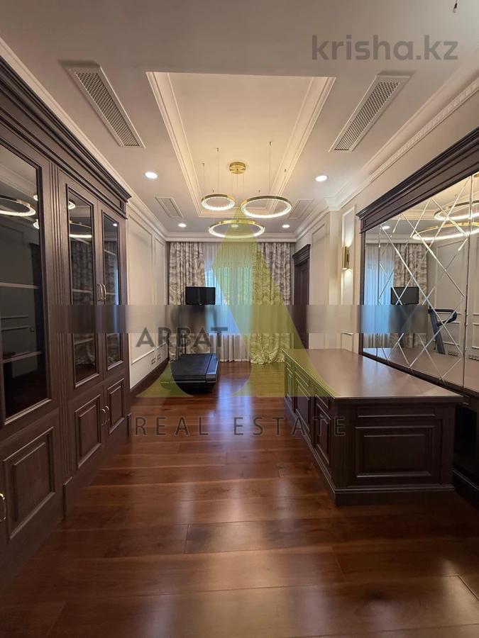 Фото Квартира, 6 комн, 300 м², 6/6 эт.