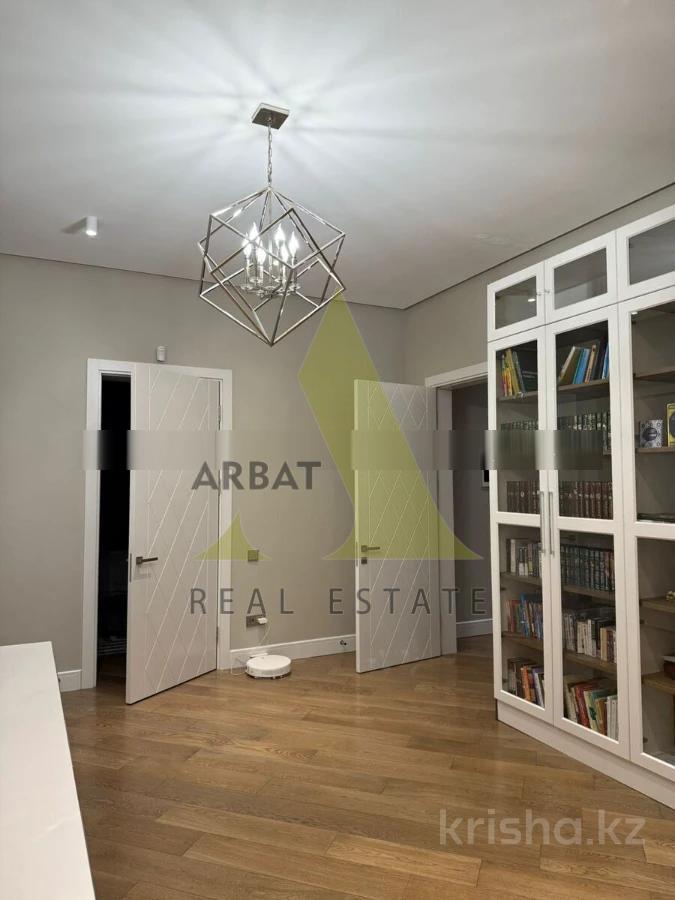 Фото Отдельный дом, 10 комн, 620м²