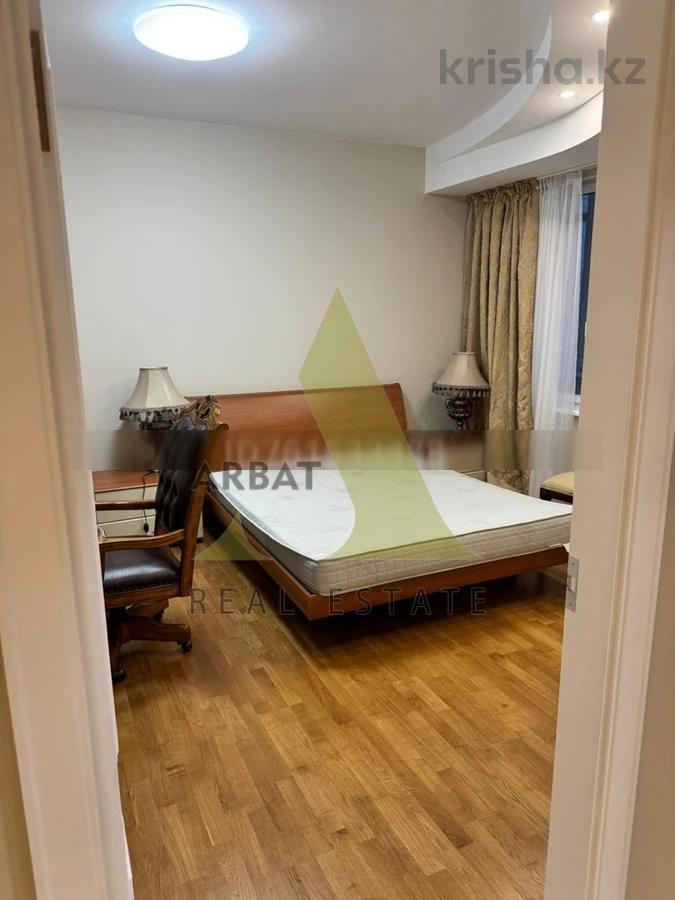 Фото Квартира, 4 комн, 185 м², 4/5 эт.