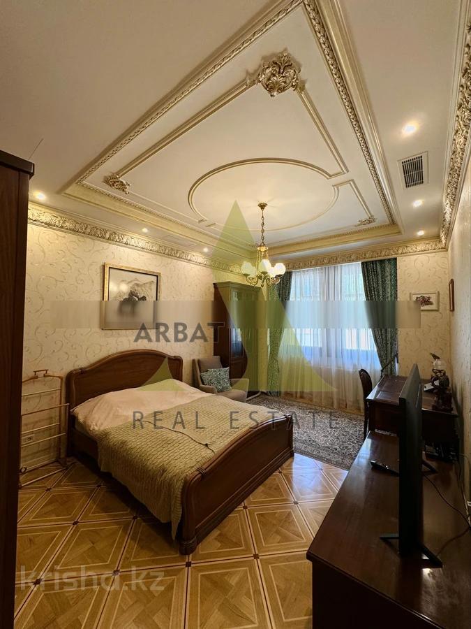 Фото Квартира, 4 комн, 230 м², 3/3 эт., 2009 г.п.