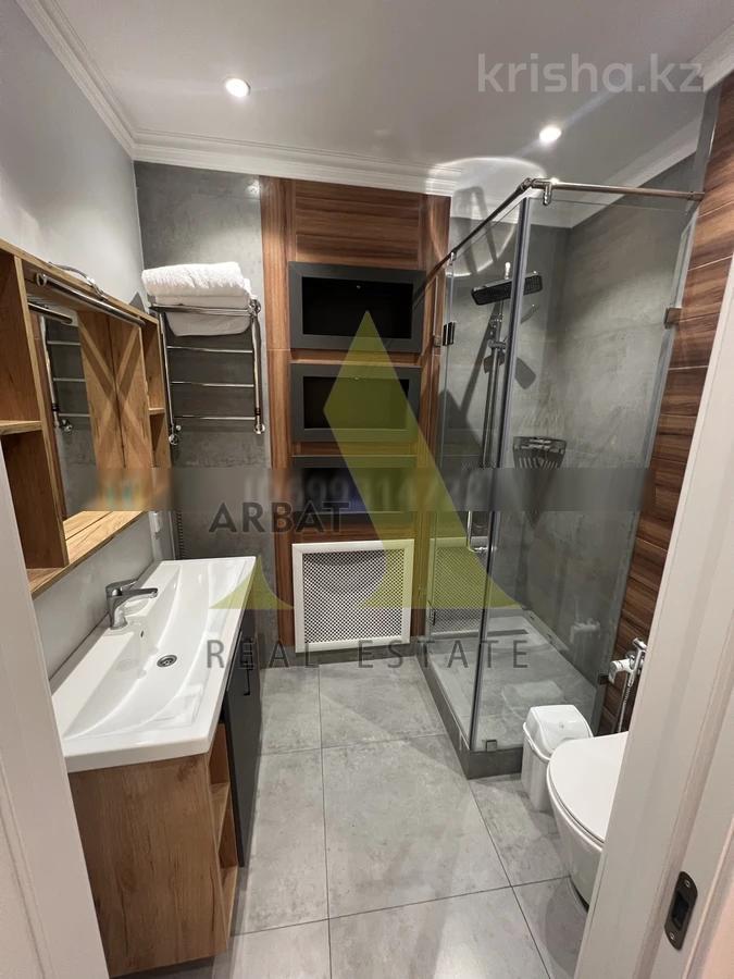 Фото Медцентры и аптеки, образование, 700 м²