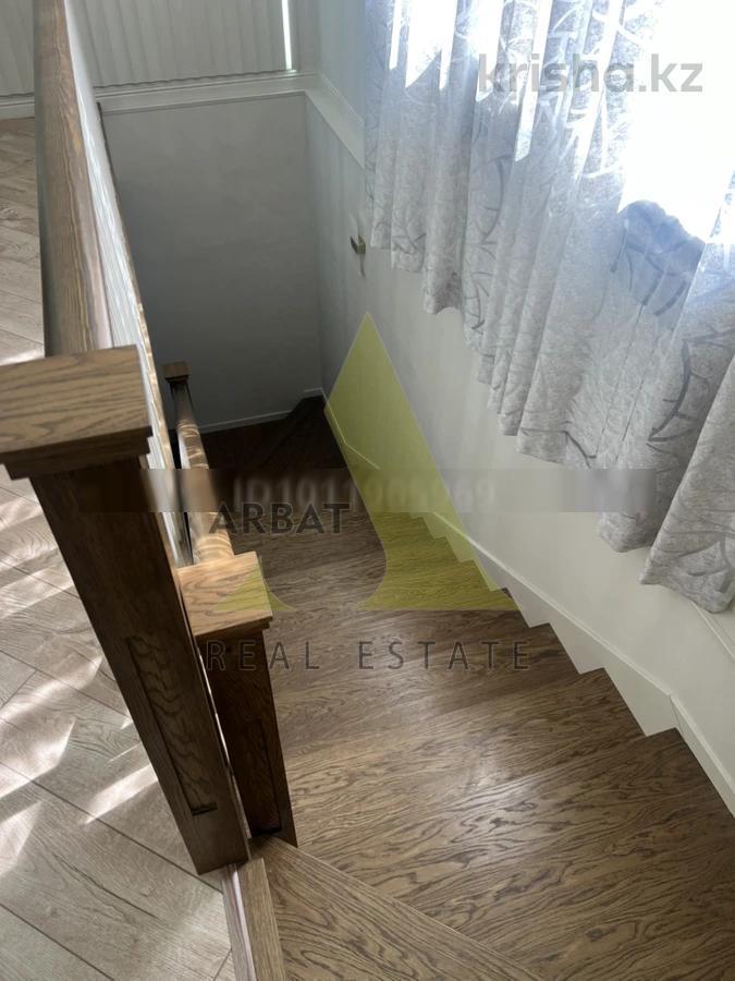 Фото Отдельный дом, 5 комн, 270м²