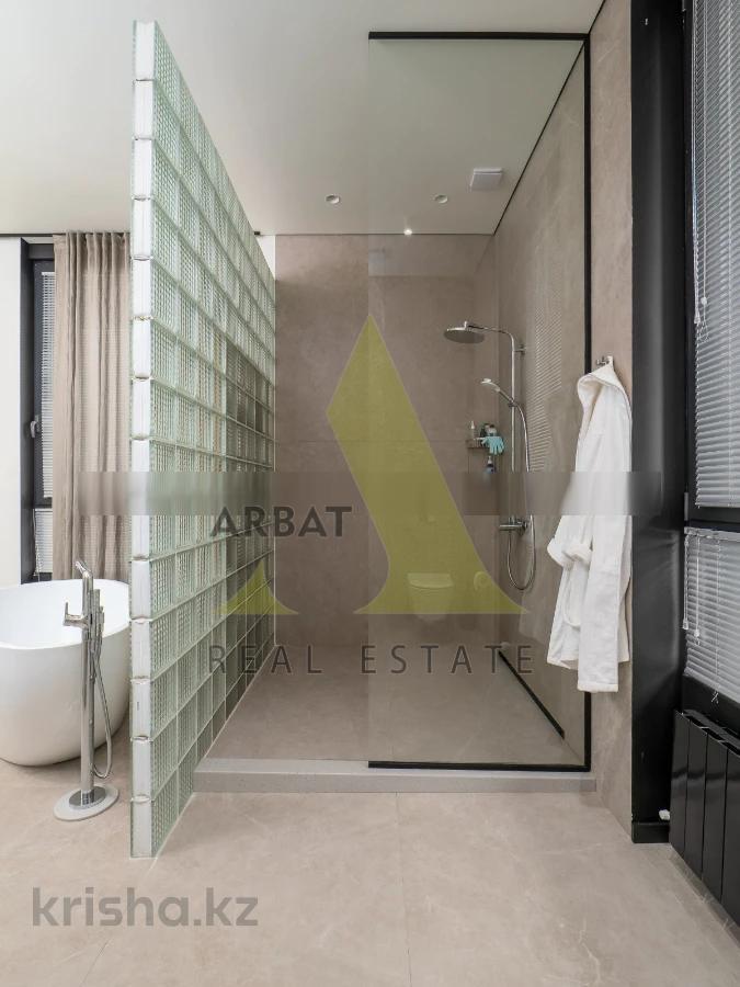 Фото Отдельный дом, 7 комн, 800м²
