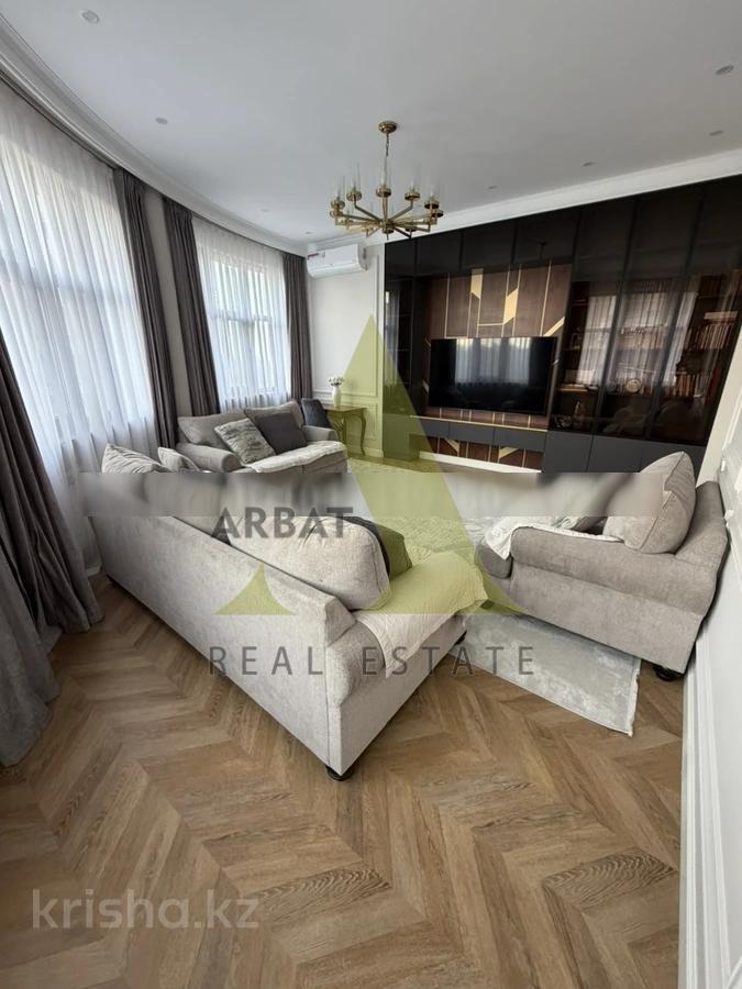 Фото Квартира, 5 комн, 160 м², 3/6 эт., 2017 г.п.