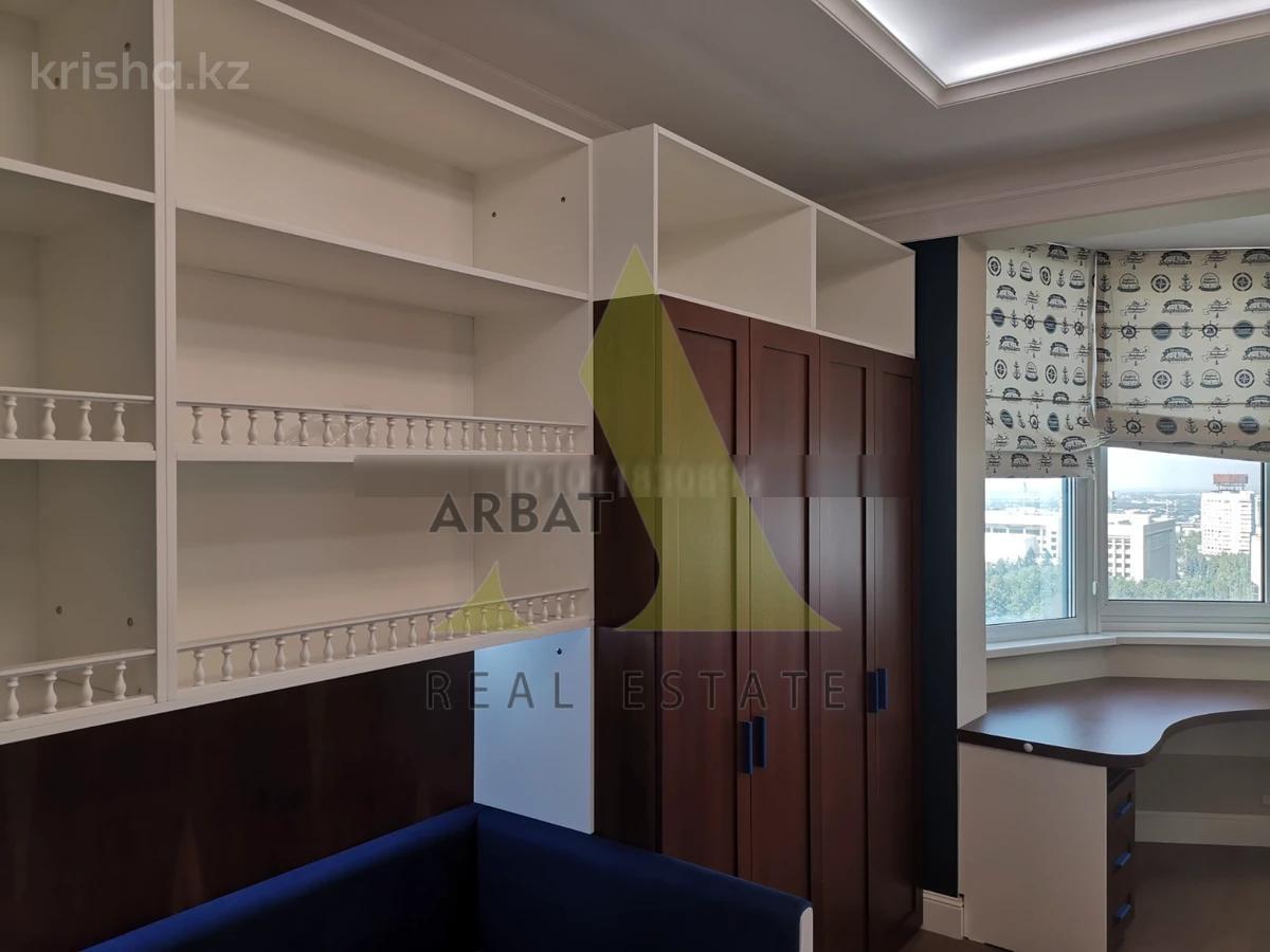 Фото Квартира, 3 комн, 135 м², 8 эт., 2015 г.п.