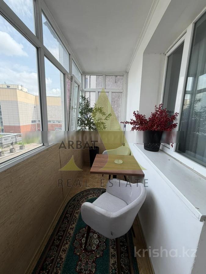 Фото Квартира, 3 комн, 65 м², 3/12 эт., 1992 г.п.