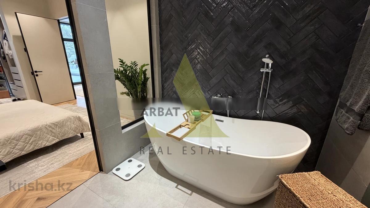 Фото Квартира, 4 комн, 126.5 м², 1/3 эт., 2022 г.п.