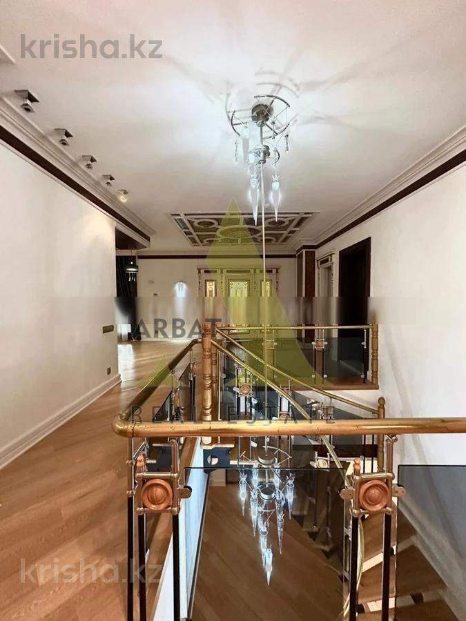 Фото Квартира, 5 комн, 450 м², 3/4 эт., 2009 г.п.
