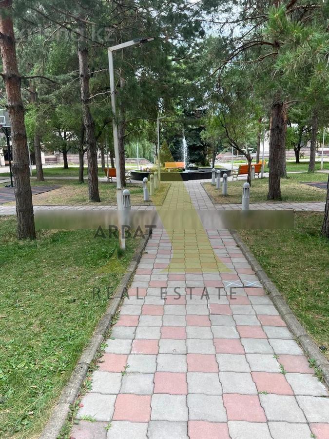 Фото Квартира, 4 комн, 210 м², 1/6 эт.