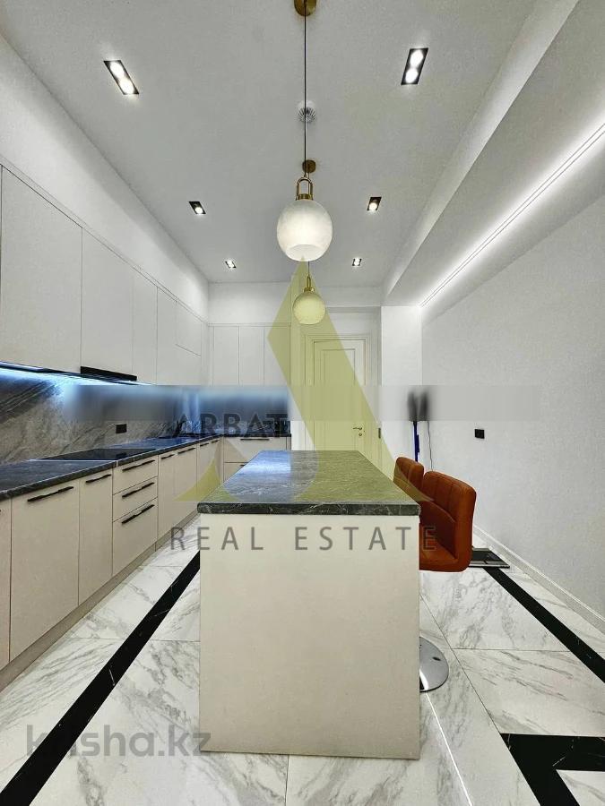 Фото Квартира, 4 комн, 210 м², 2/3 эт., 2020 г.п.
