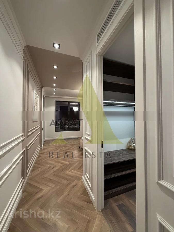 Фото Квартира, 6 комн, 380 м², 1/3 эт.