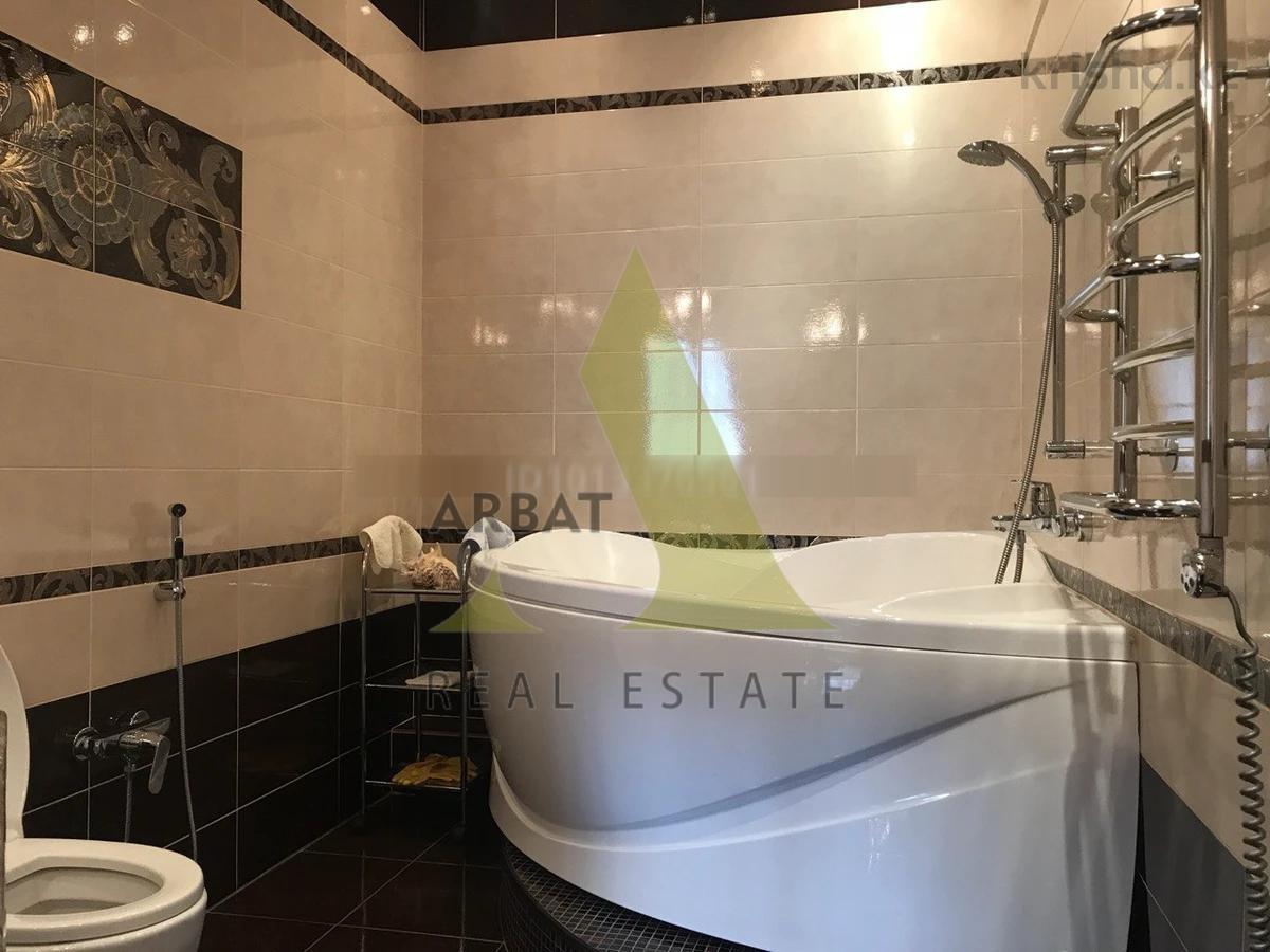 Фото Квартира, 3 комн, 85.4 м², 2/8 эт., 2010 г.п.