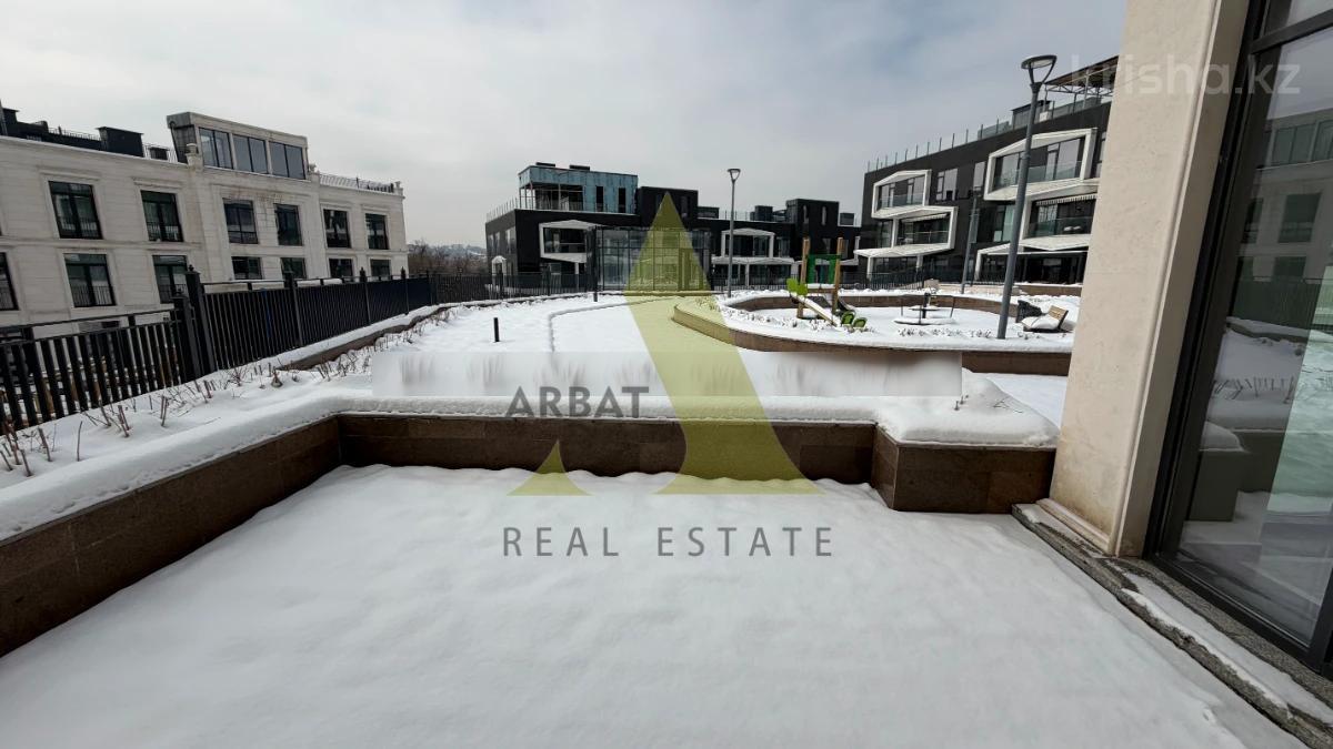 Фото Квартира, 4 комн, 193 м², 1/3 эт., 2022 г.п.