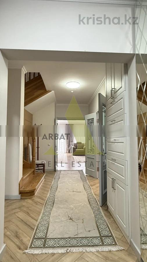 Фото Квартира, 5 комн, 270 м², 3 эт., 2006 г.п.
