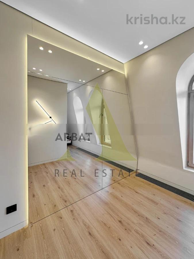 Фото Квартира, 5 комн, 320 м², 9/10 эт., 2017 г.п.