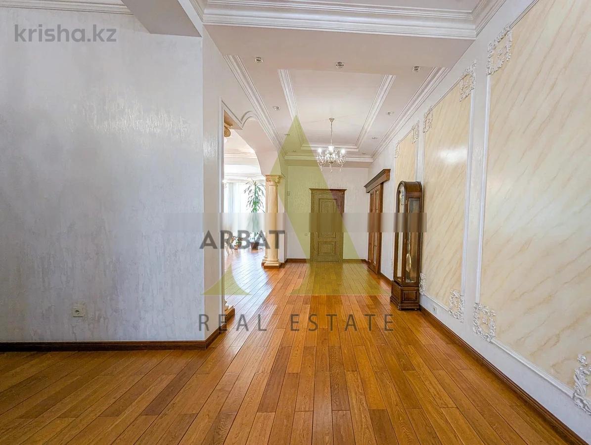 Фото Отдельный дом, 8 комн, 800м²