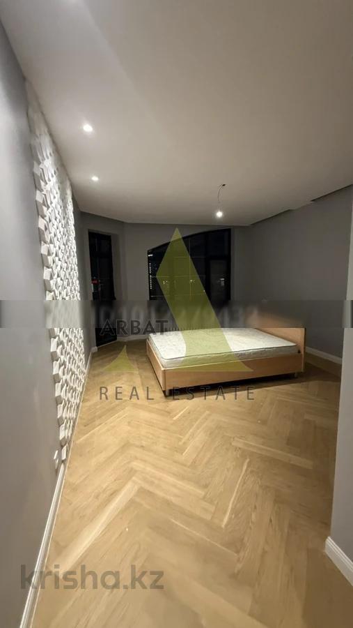 Фото Квартира, 4 комн, 220 м², 5/7 эт., 2018 г.п.