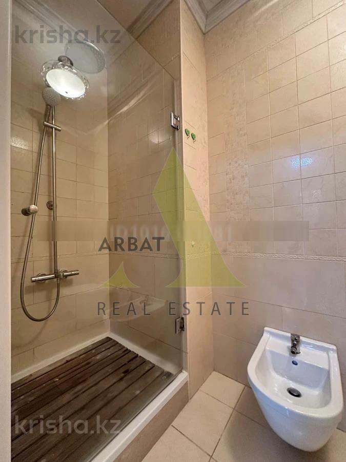 Фото Квартира, 5 комн, 450 м², 3/4 эт., 2009 г.п.