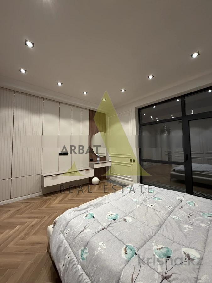 Фото Квартира, 6 комн, 380 м², 1/3 эт.
