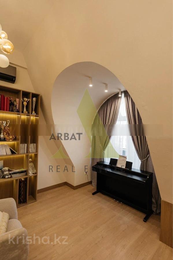 Фото Квартира, 6 комн, 340 м², 6/6 эт., 2013 г.п.