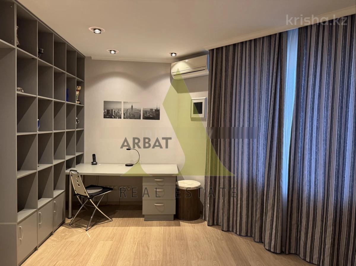 Фото Квартира, 4 комн, 135 м², 10/17 эт., 2007 г.п.