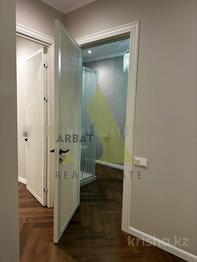 Фото Квартира, 3 комн, 111 м², 2/3 эт.