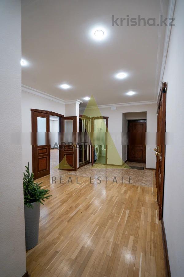 Фото Квартира, 5 комн, 226.2 м², 1/6 эт., 1996 г.п.
