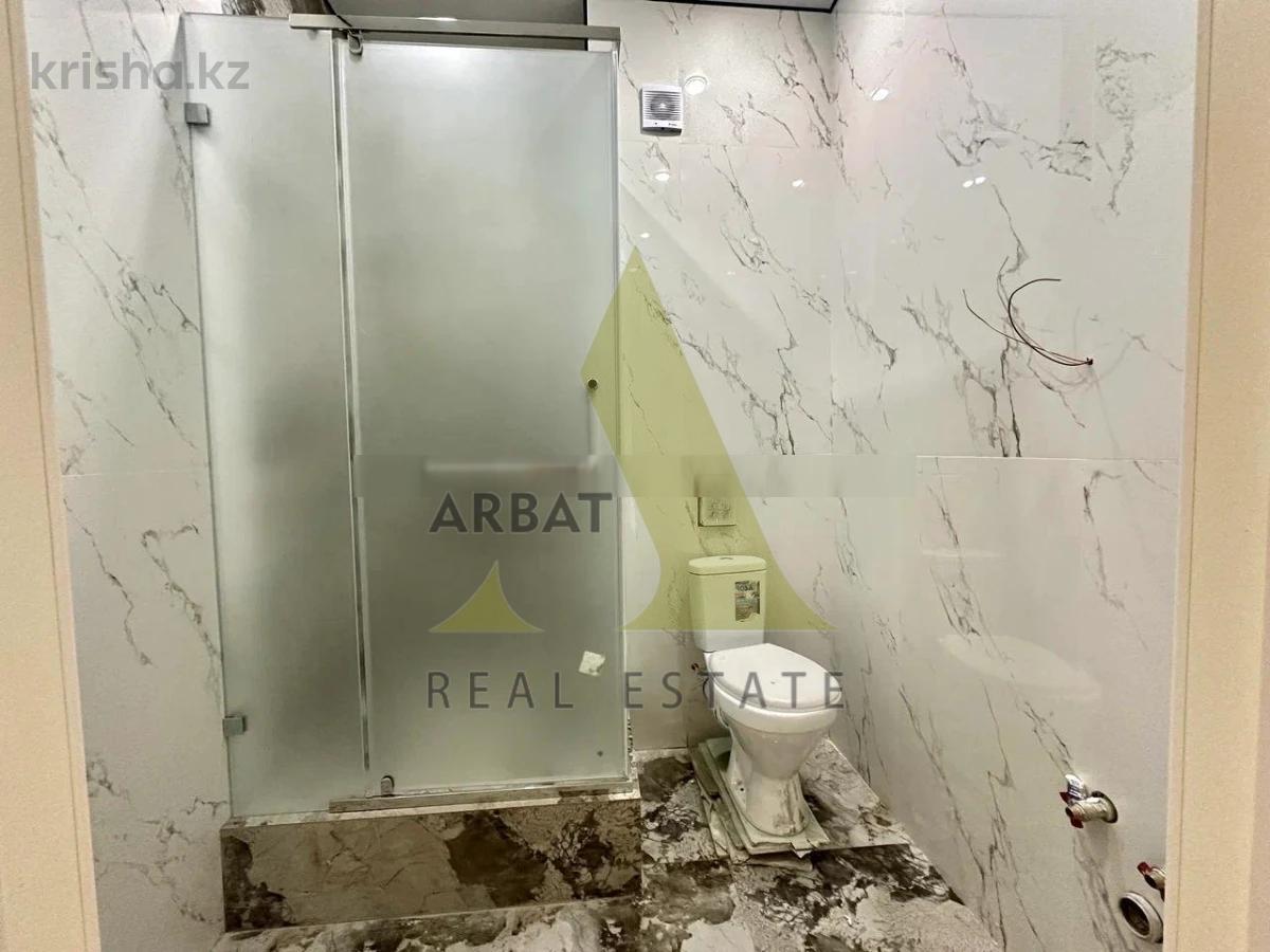 Фото Квартира, 4 комн, 200 м², 3/6 эт., 2013 г.п.