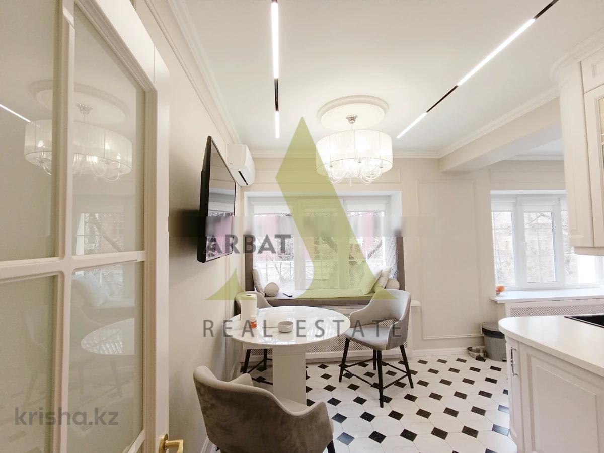 Фото Квартира, 3 комн, 138 м², 4/4 эт., 1978 г.п.