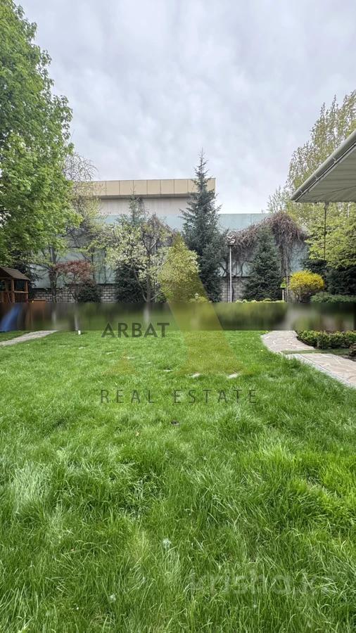 Фото Отдельный дом, 7 комн, 823м²