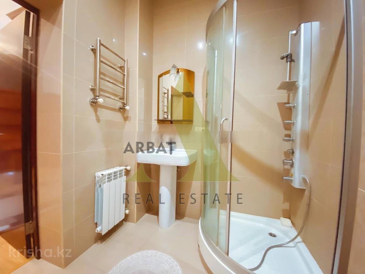 Фото Квартира, 4 комн, 200 м², 2/5 эт., 2010 г.п.
