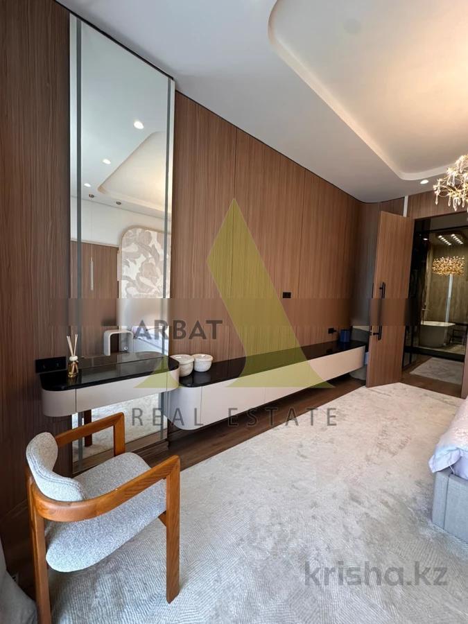 Фото Квартира, 3 комн, 136 м², 8/9 эт., 2023 г.п.