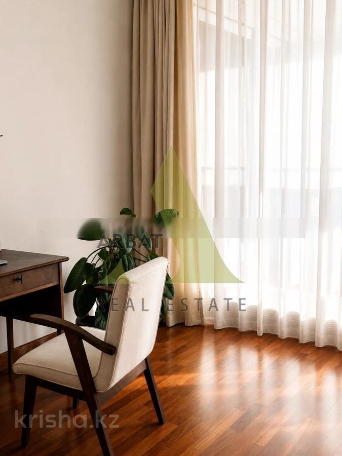 Фото Квартира, 4 комн, 174 м², 17/22 эт., 2015 г.п.