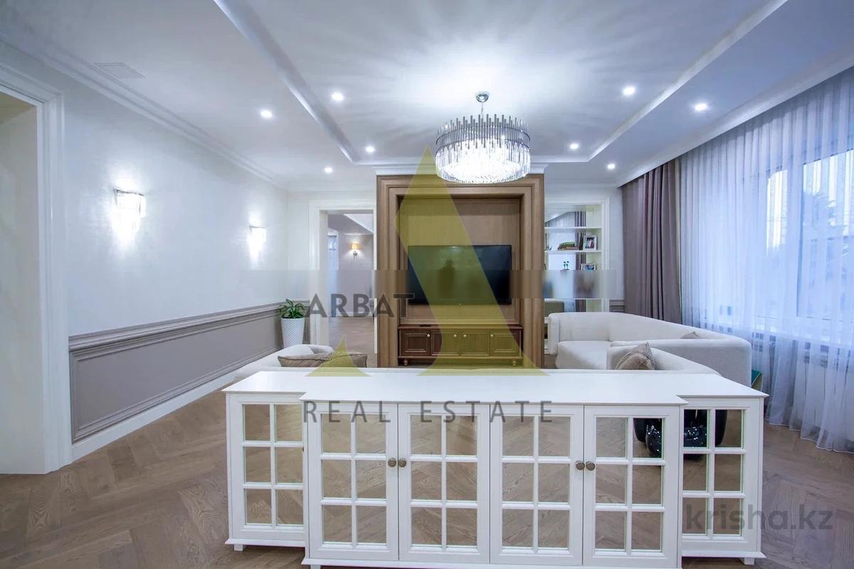 Фото Отдельный дом, 7 комн, 600м²