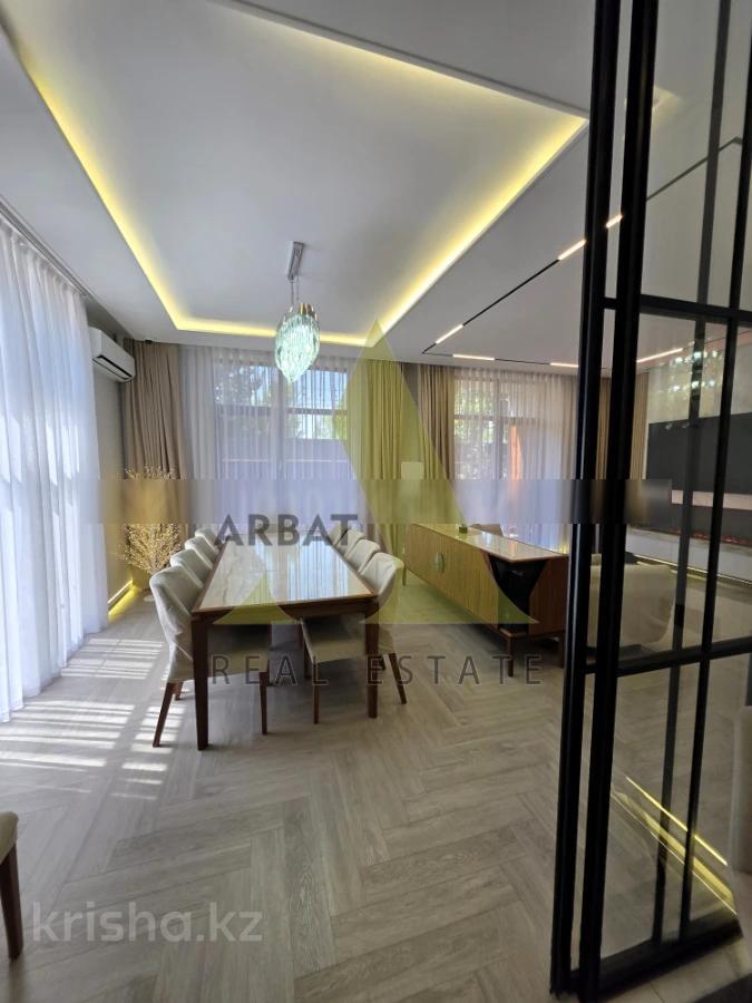 Фото Отдельный дом, 5 комн, 300м²