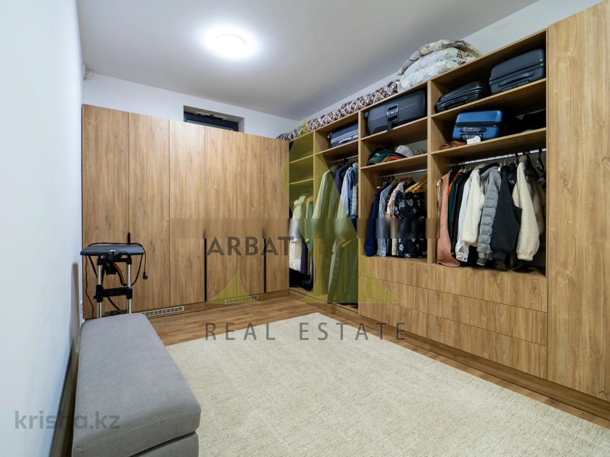 Фото Отдельный дом, 7 комн, 450м²