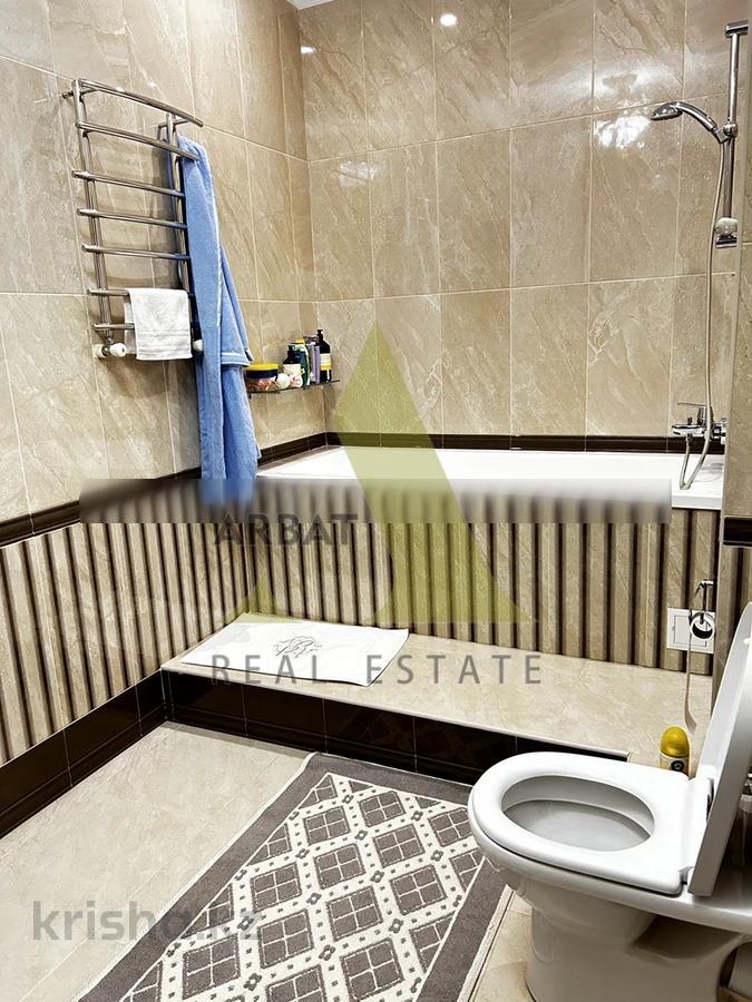 Фото Квартира, 7 комн, 450 м², 3/4 эт.